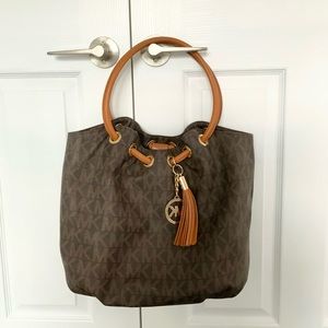 Micheal Kors handbag